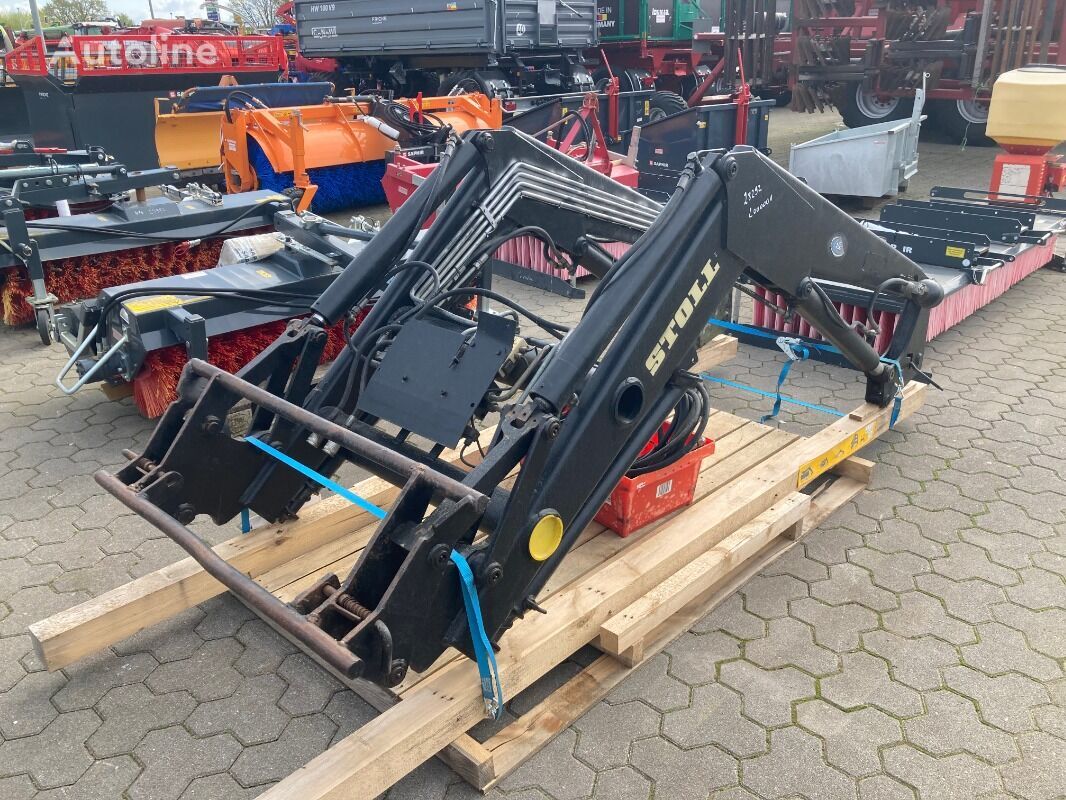 Stoll Stoll Robust 30 front loader