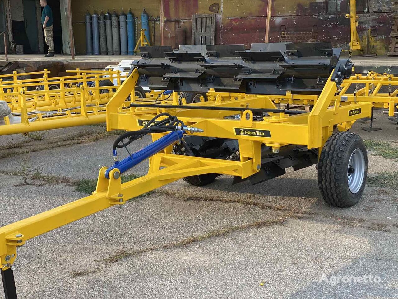 new Planter KZK-6 field roller