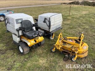 WALKER MTCHS lawn tractor