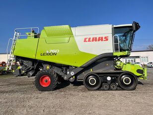 Claas Lexion 760TT (з Європи) є в наявності grain harvester