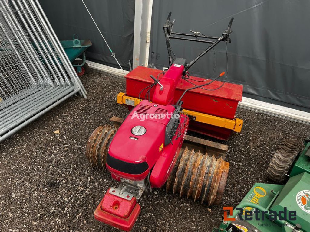 Jordrake/så maskin 2 hjuls traktor mechanical seed drill
