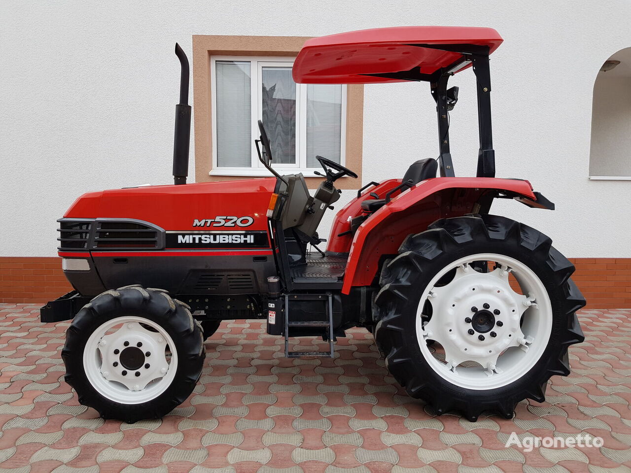 Yanmar AF 520 mini tractor