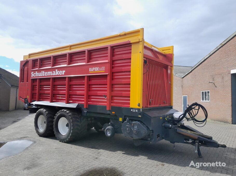 Schuitemaker Rapide 6600 self-loading wagon