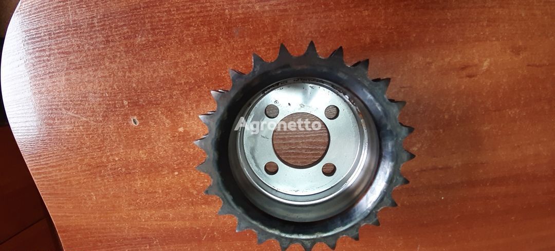 322713150 sprocket for New Holland wheel tractor