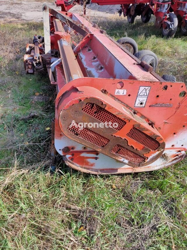 Kuhn RM-400 tractor mulcher