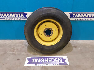Goodyear 18" 13.0/65-18 tire for trailer agricultural machinery