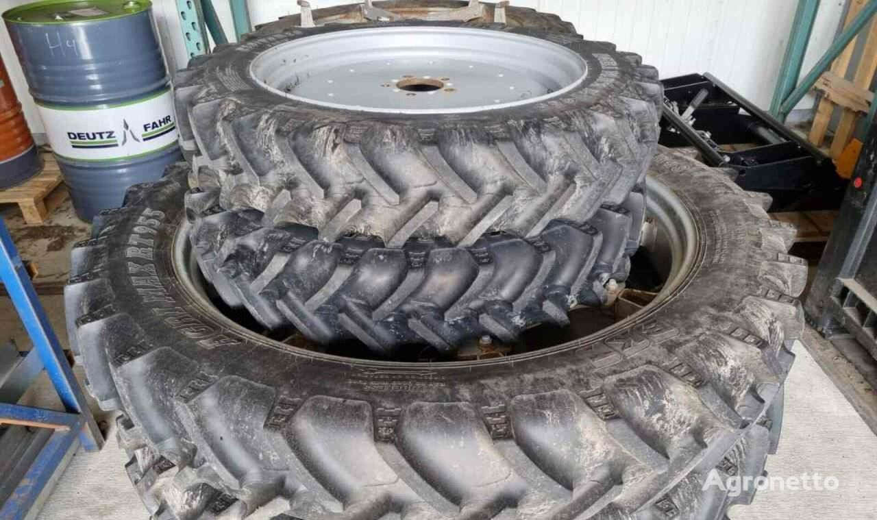 BKT Cultuurwielen 8.3R28 & 11.2R48 tractor tire
