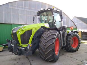Claas Xerion 4000 wheel tractor