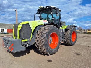 Claas Xerion 5000 wheel tractor