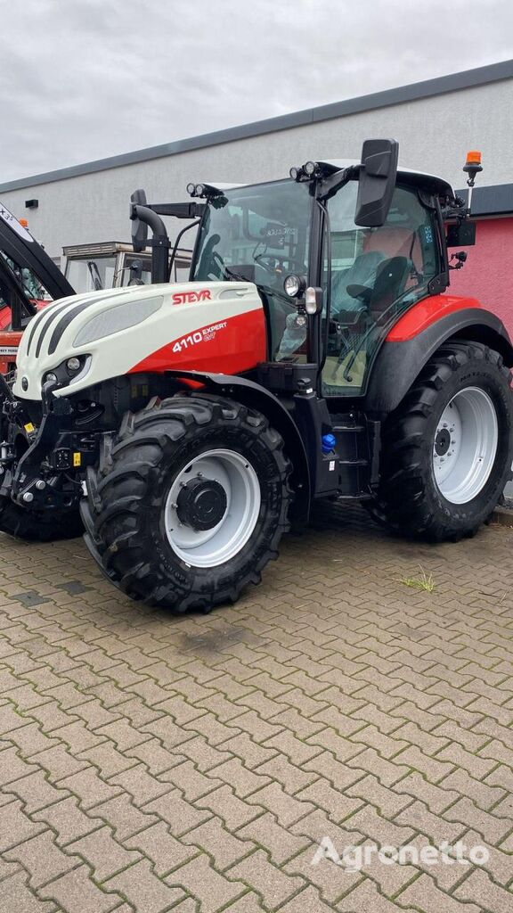 new EXPERT 4110 CVT wheel tractor