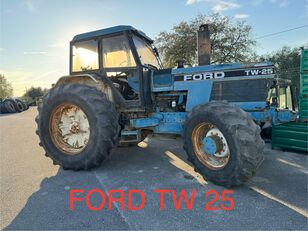 Ford TW25 wheel tractor