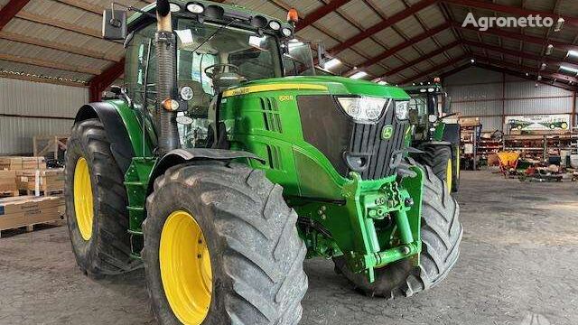 John Deere 6210R wheel tractor