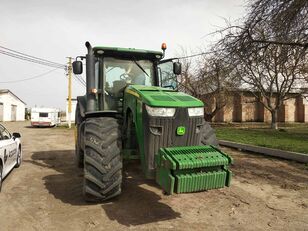 John Deere 8335R wheel tractor